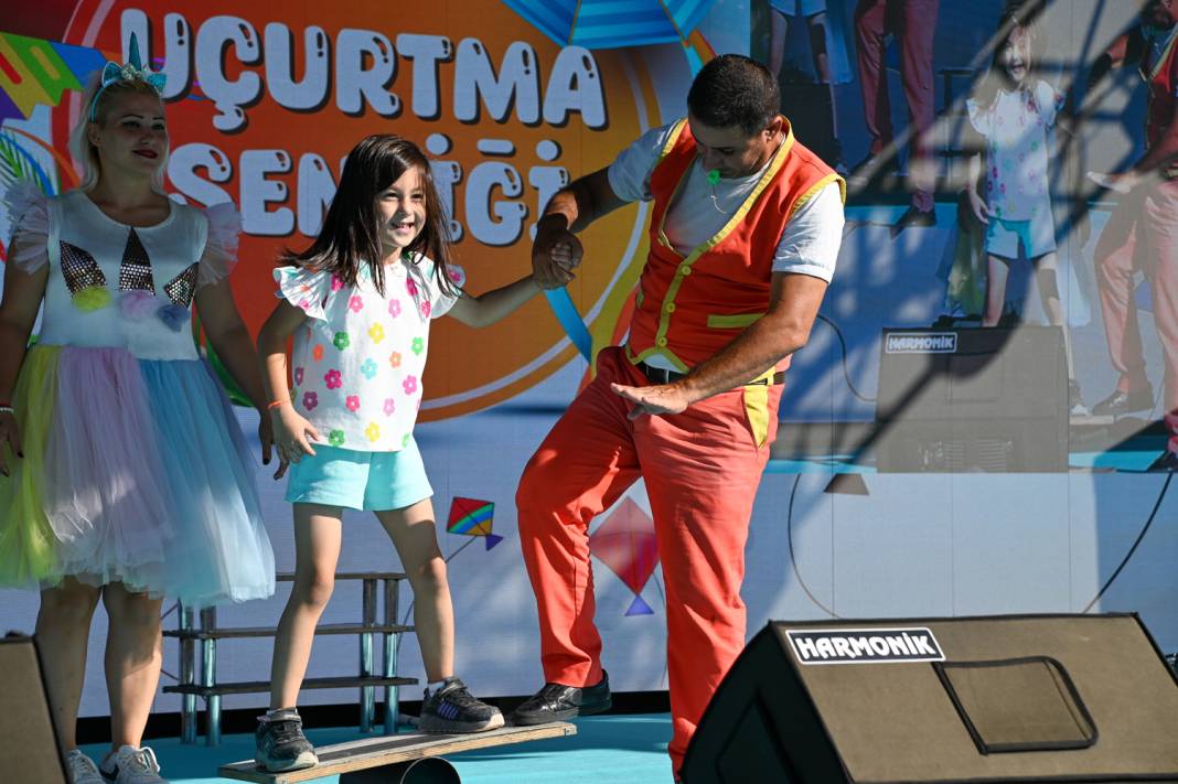 Selçuklu'da çocukların neşesi gökyüzüne taştı 16